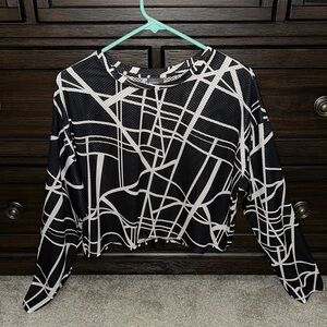 Black and White Geometric Women's Crop Top